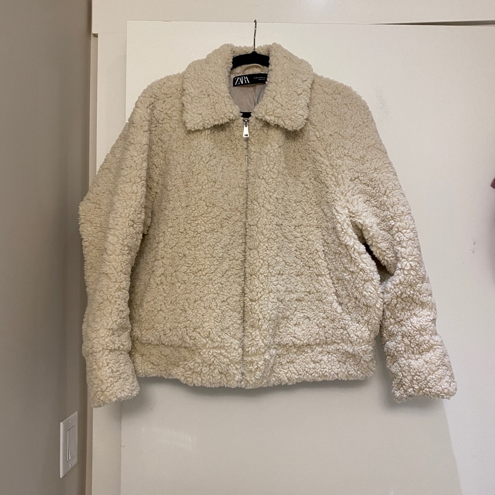 Zara | Bnwot teddy jacket